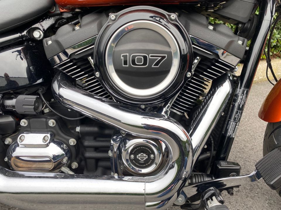 HARLEY-DAVIDSON SOFTAIL SPORT GLIDE 1745 4