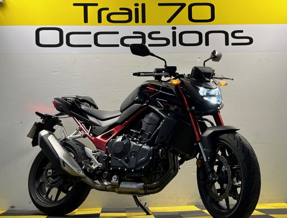 HONDA CB 750 HORNET 4