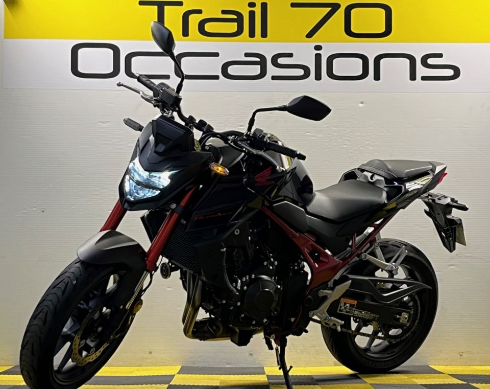 HONDA CB 750 HORNET 4