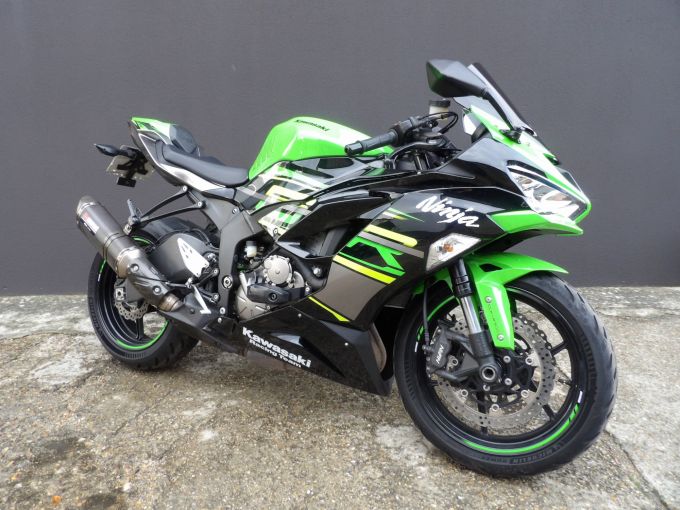 KAWASAKI ZX-6R 636 4