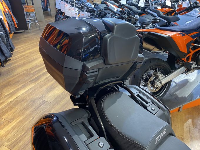 YAMAHA FJR 1300 AS ULTIMATE EDITION 4