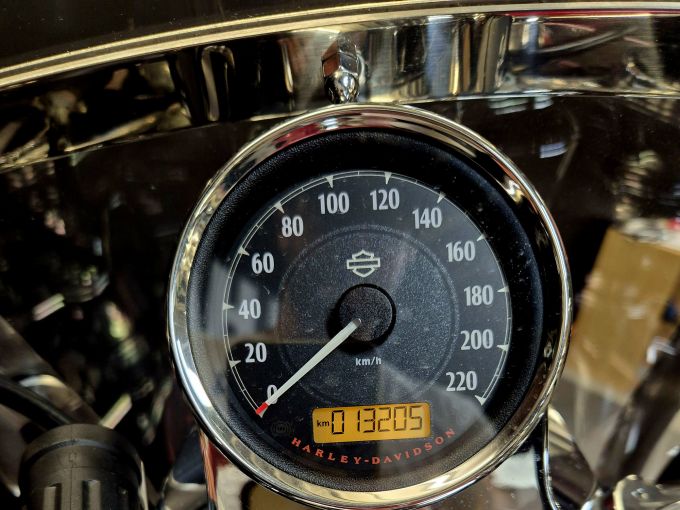 HARLEY-DAVIDSON SPORTSTER SUPERLOW 1200 T 4