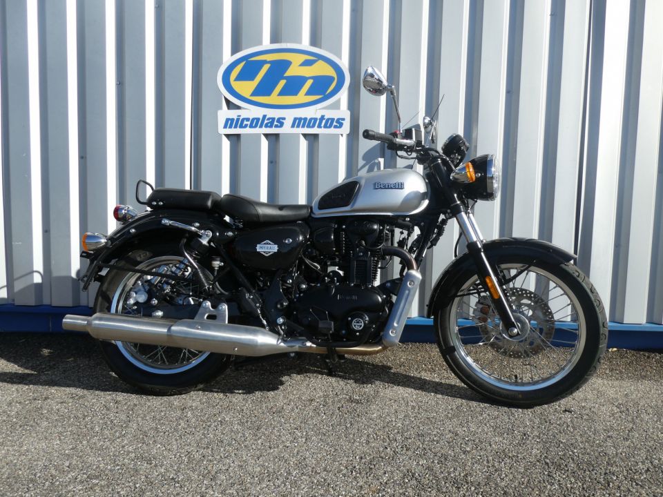 BENELLI IMPERIAL 400 4