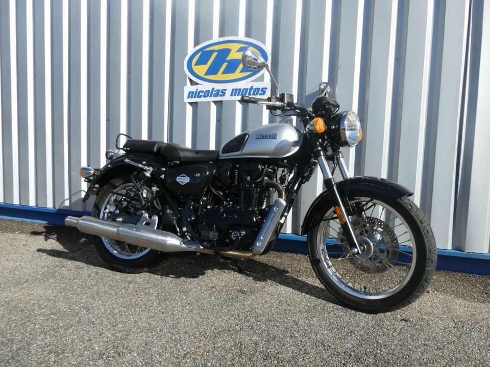 BENELLI IMPERIAL 400 4