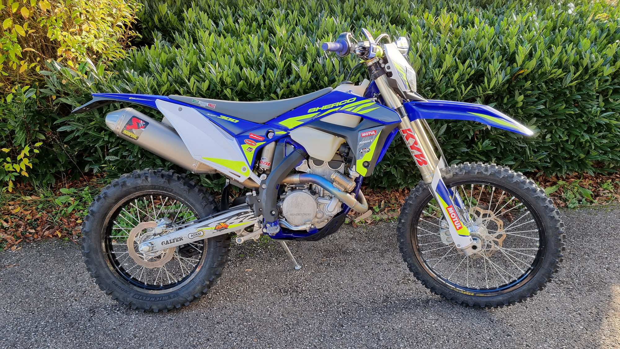 SHERCO SEF-R 2022 300 cm3, moto enduro, 2 668 km, Bleu