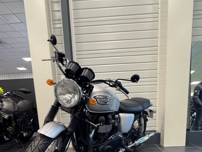 TRIUMPH Bonneville T100 4