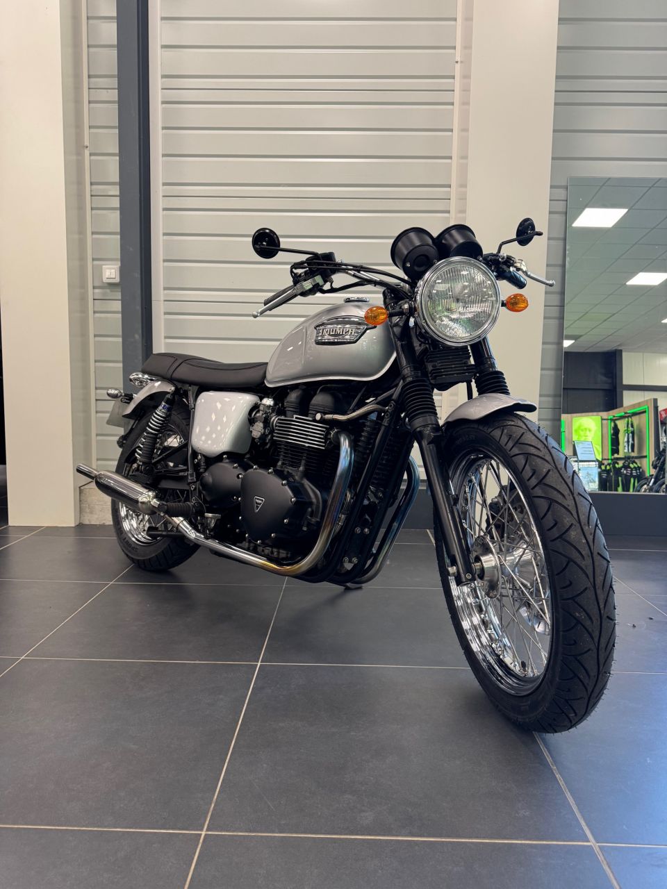 TRIUMPH Bonneville T100 4