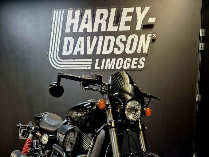 HARLEY-DAVIDSON STREET ROD 750 4
