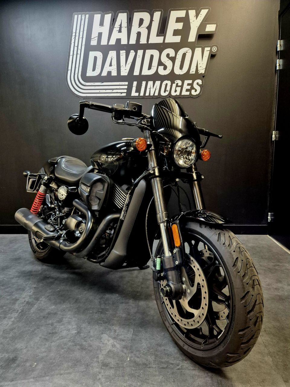 HARLEY-DAVIDSON STREET ROD 750 4