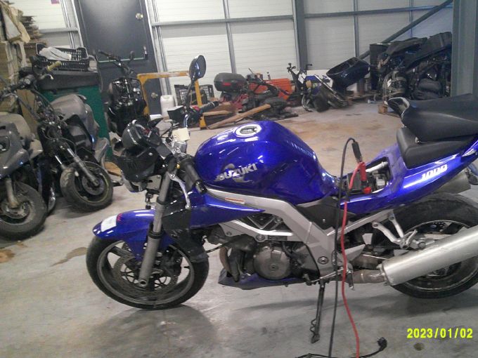 SUZUKI SV 1000 N 4