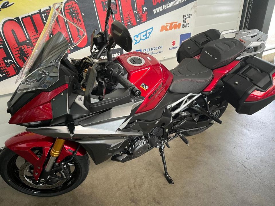 SUZUKI GSX-S 1000 GX 4