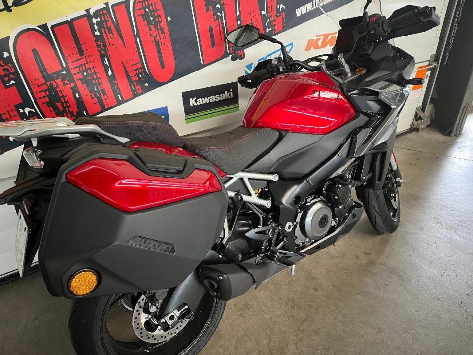 SUZUKI GSX-S 1000 GX 4