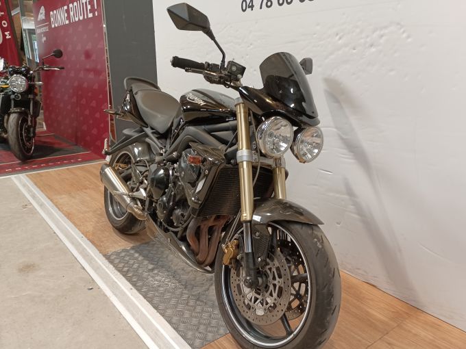 TRIUMPH 675 STREET TRIPLE 4