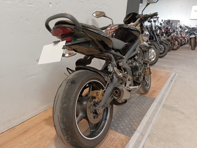 TRIUMPH 675 STREET TRIPLE 4
