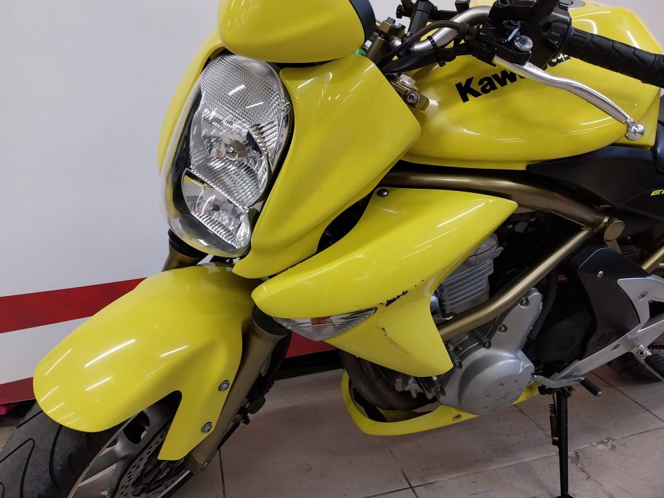 KAWASAKI ER6N  BRIDE A2 4