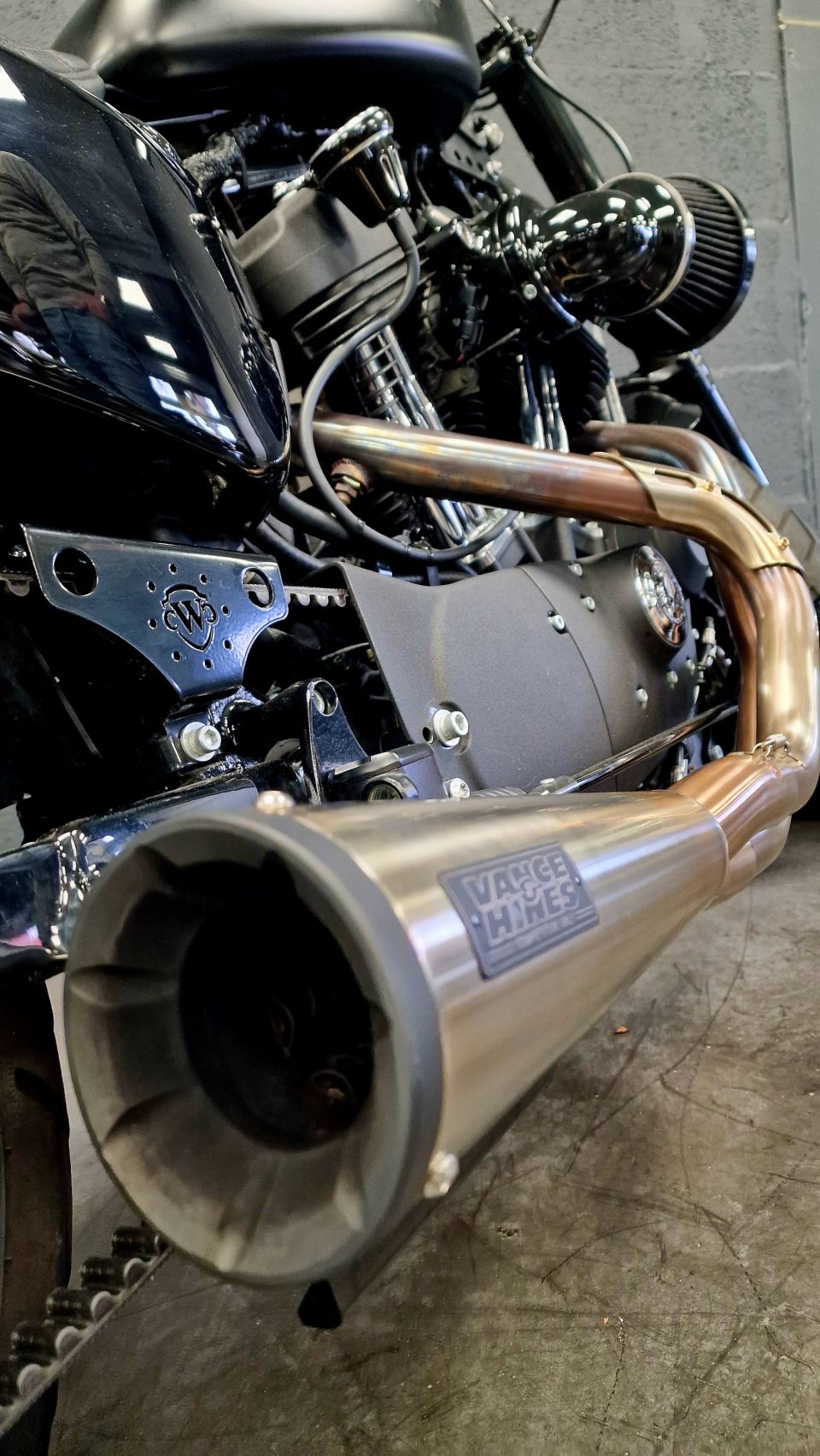 HARLEY-DAVIDSON SPORTSTER FORTY-EIGHT 1200 4