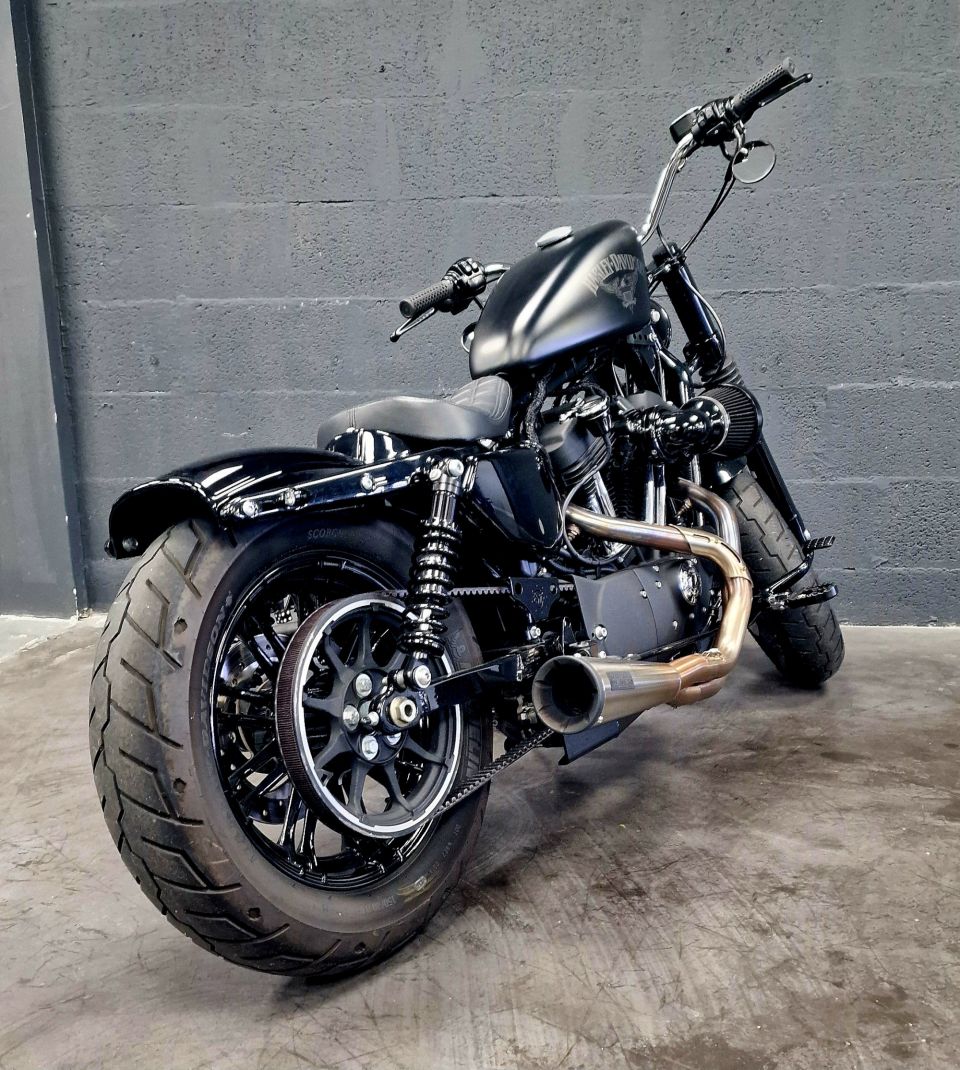 HARLEY-DAVIDSON SPORTSTER FORTY-EIGHT 1200 4