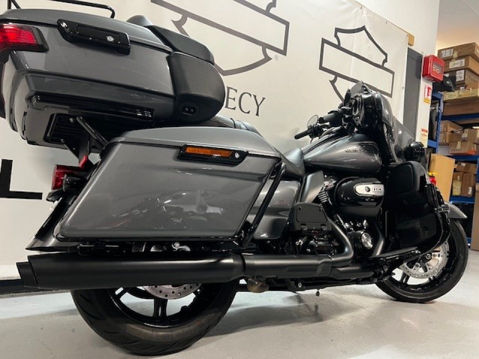 HARLEY-DAVIDSON TOURING ULTRA LIMITED 1868  4