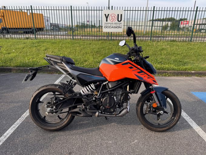 KTM 125 DUKE 4