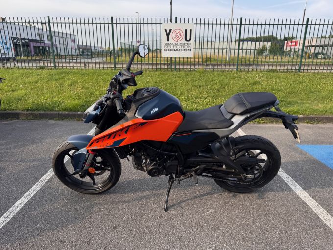 KTM 125 DUKE 4