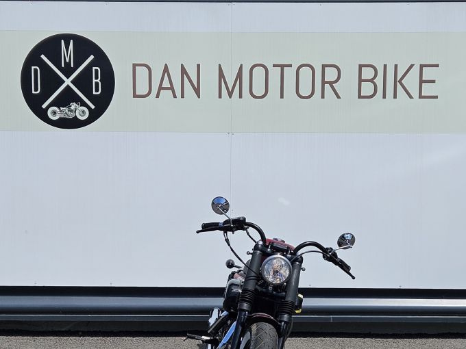 HARLEY-DAVIDSON SPORTSTER FORTY-EIGHT 1200 4