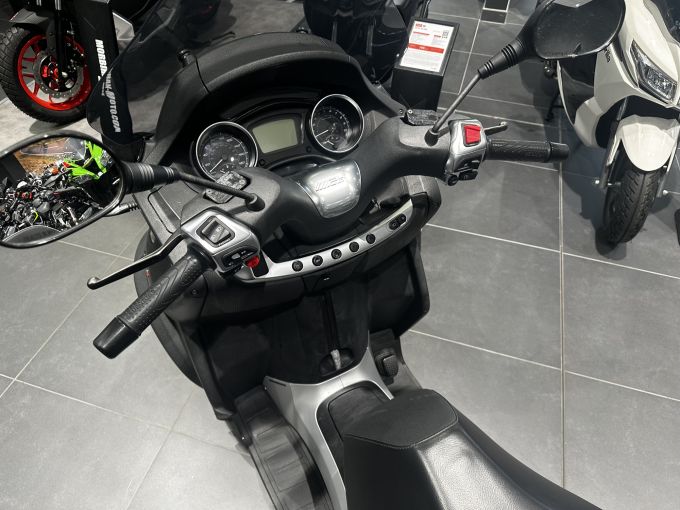 PIAGGIO MP3 500 4