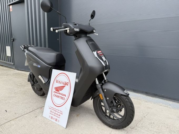 HONDA EM1 e: 4
