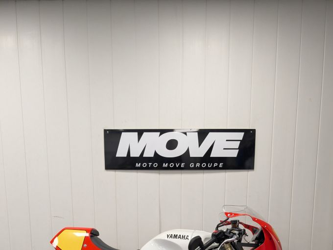 YAMAHA XSR 900 GP 4