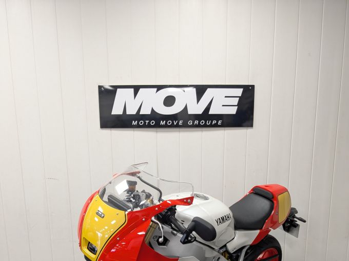 YAMAHA XSR 900 GP 4