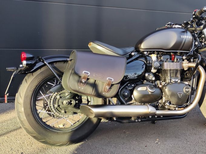 TRIUMPH Bonneville Bobber 1200 4
