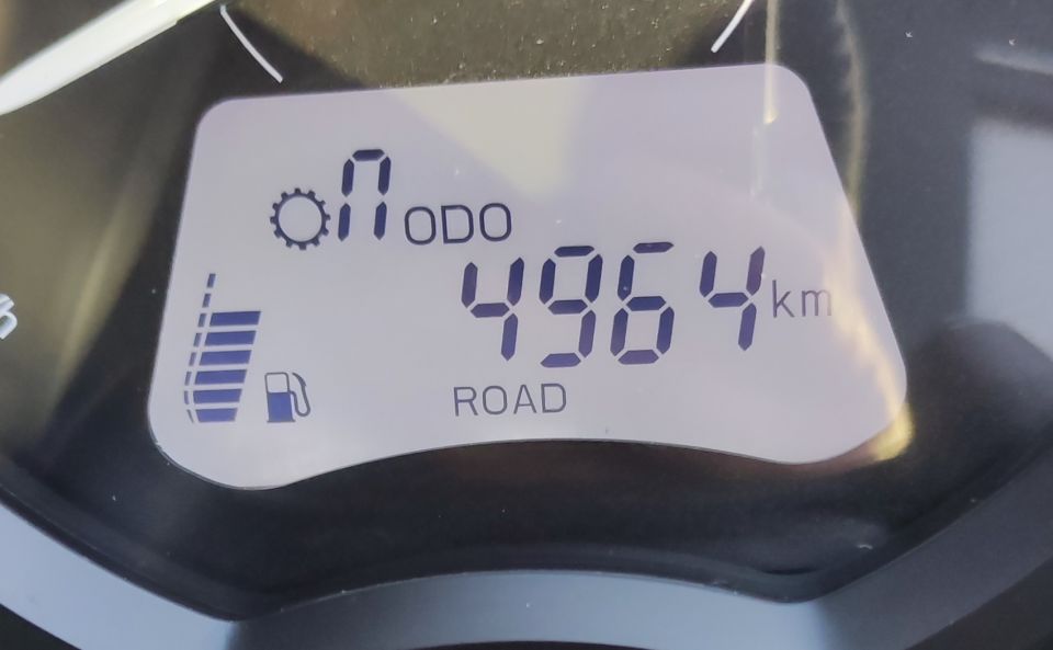 TRIUMPH Bonneville Bobber 1200 4