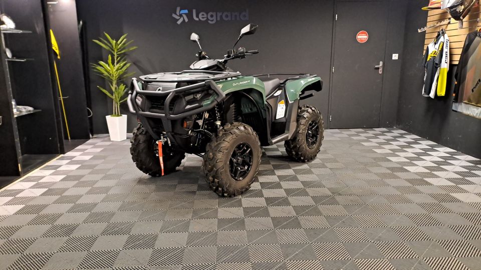 CAN-AM OUTLANDER 500 4