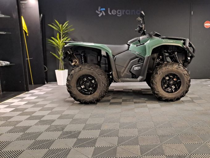 CAN-AM OUTLANDER 500 4
