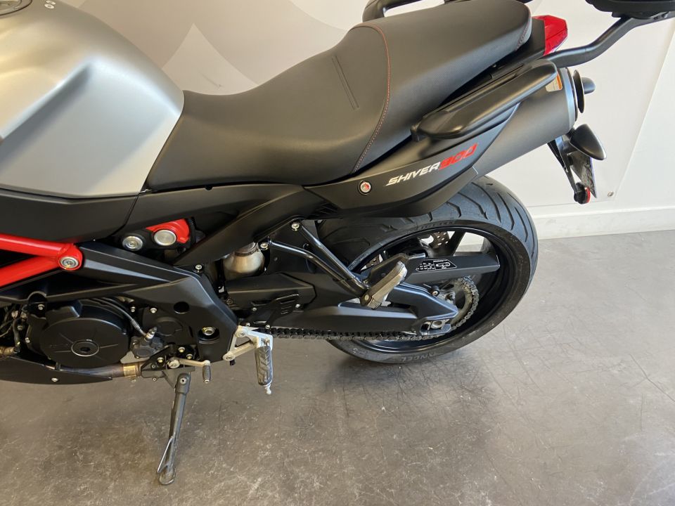 APRILIA SHIVER 900 NAVI 4