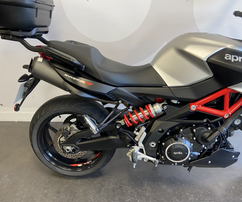 APRILIA SHIVER 900 NAVI 4