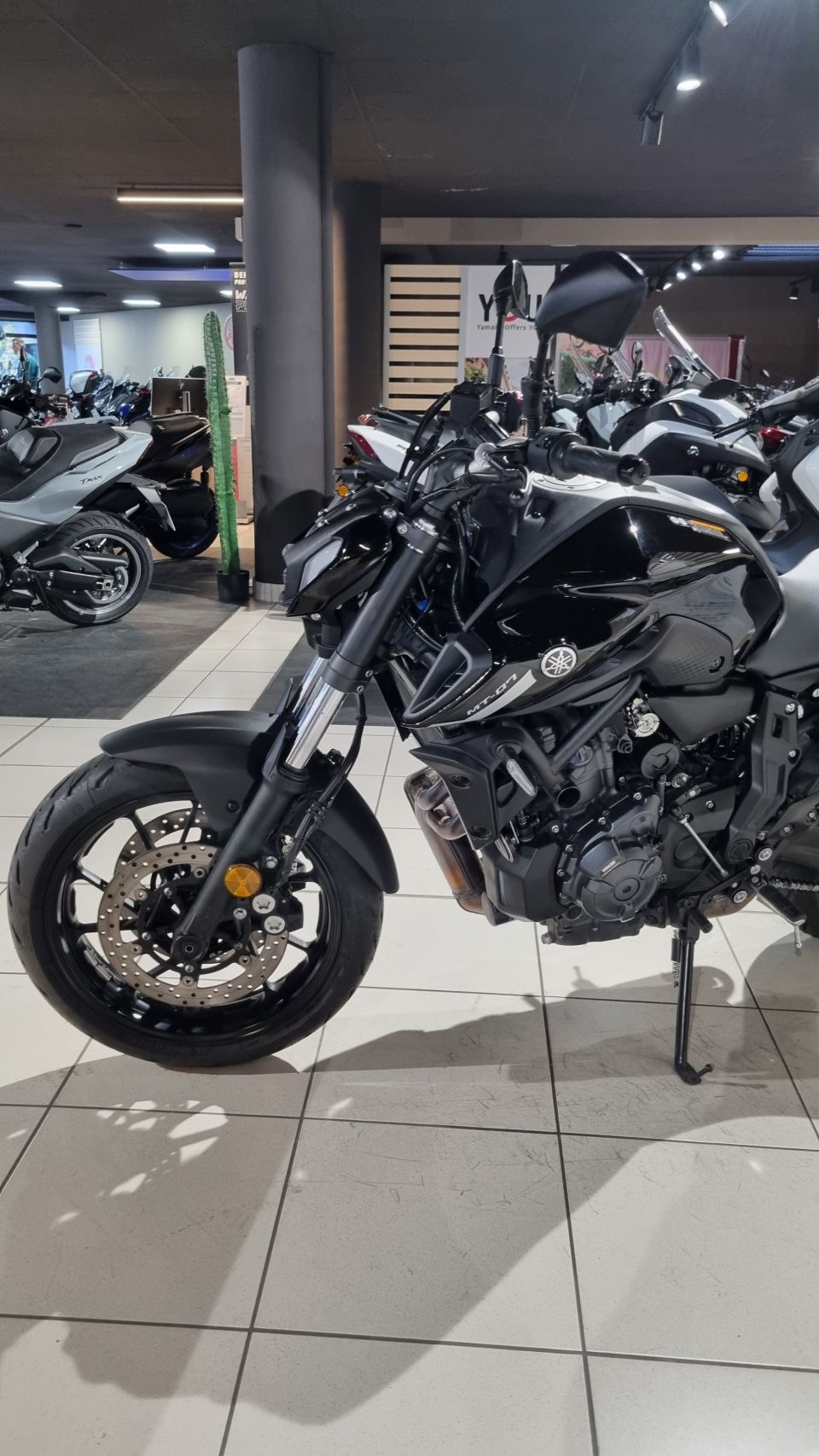 YAMAHA MT-07 (47.5CV) 4