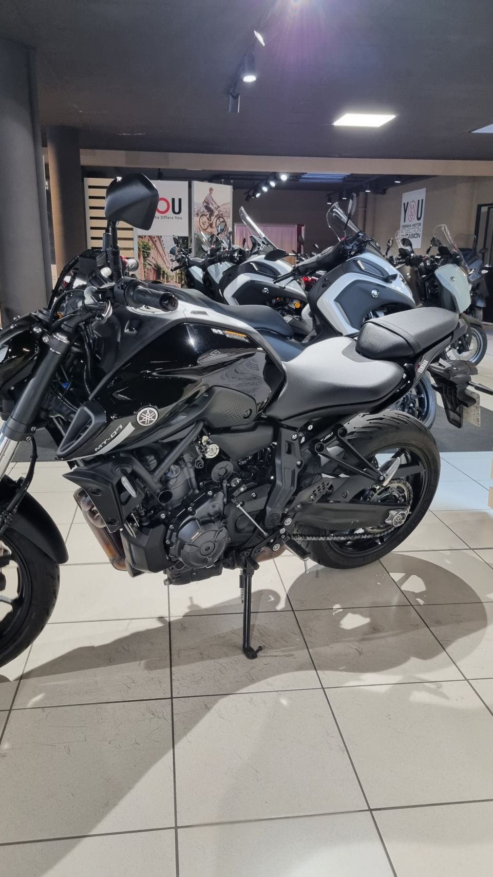 YAMAHA MT-07 (47.5CV) 4