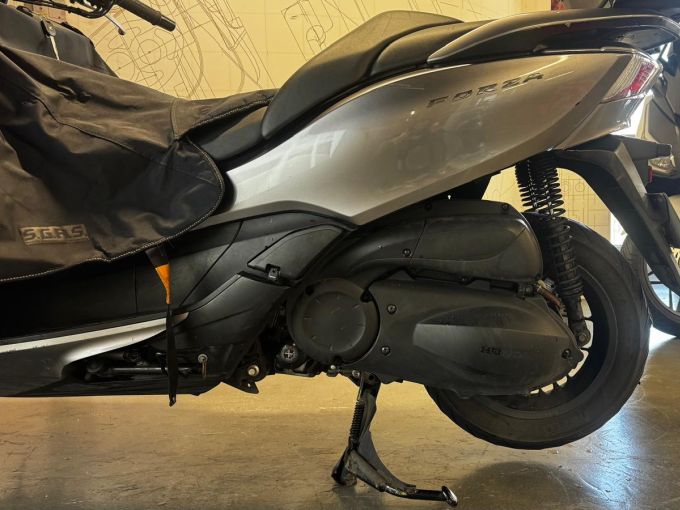 HONDA NSS FORZA 300 4