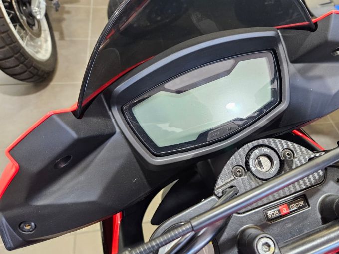 APRILIA TUONO 125 ABS 4