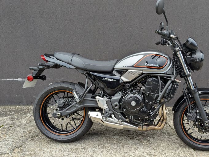KAWASAKI Z 650 (47.5CV) 4