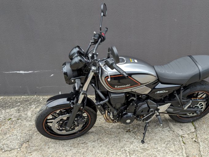 KAWASAKI Z 650 (47.5CV) 4