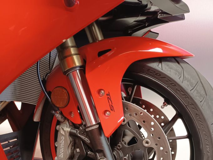 QJ MOTOR SRK 800 RR 4