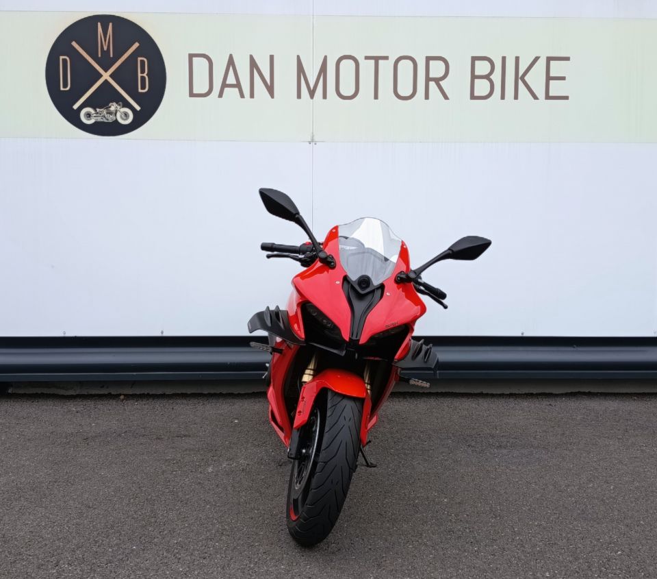 QJ MOTOR SRK 800 RR 4