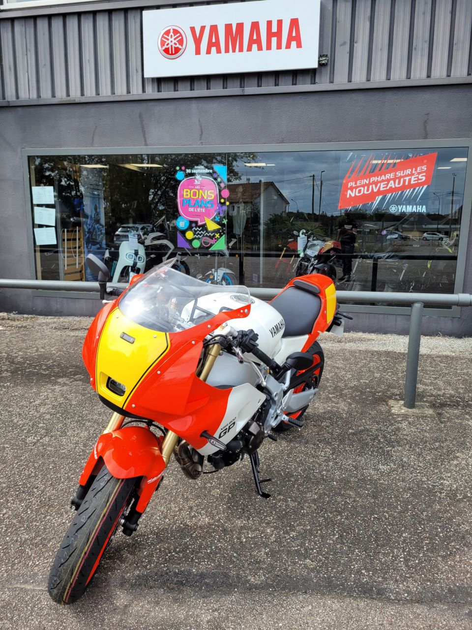 YAMAHA XSR 900 GP 35KW 4