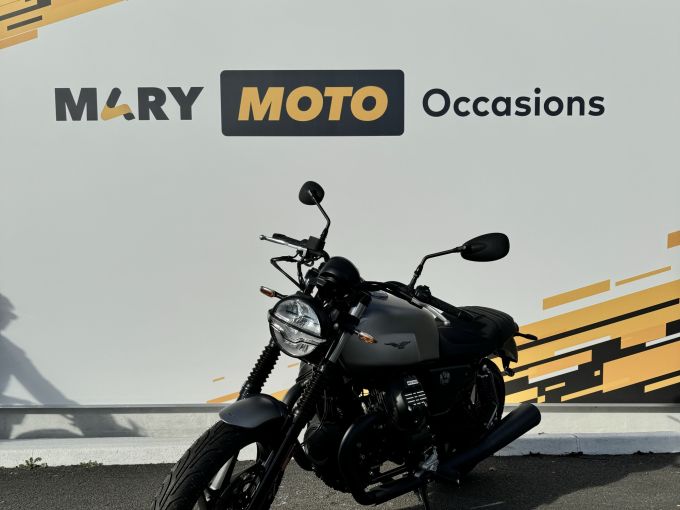 MOTO GUZZI V7 STONE 4