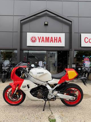 YAMAHA XSR 900 GP - 2025