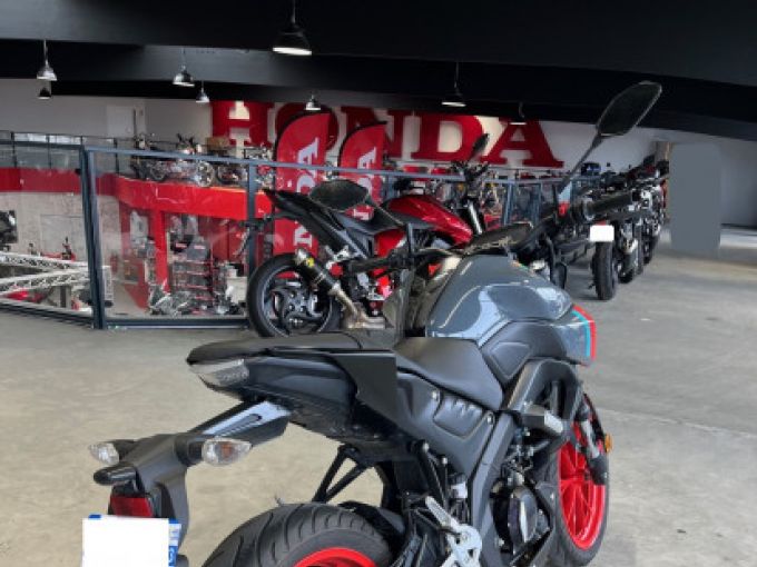 YAMAHA MT 125 4