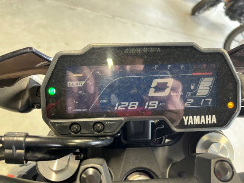 YAMAHA MT 125 4