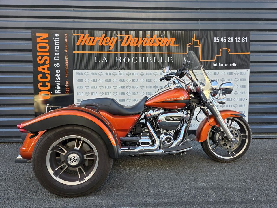 HARLEY-DAVIDSON TRIKE FREEWHEELER 1868 4