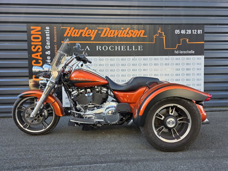 HARLEY-DAVIDSON TRIKE FREEWHEELER 1868 4